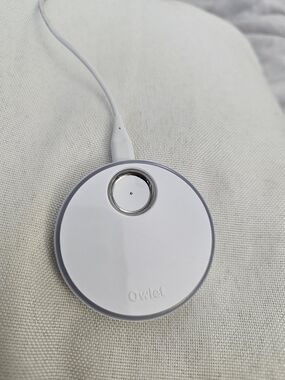 Owlet Smart Sock Wireless Charging Base - White